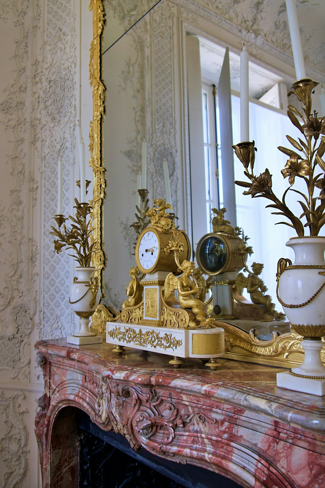 french celebrity living room